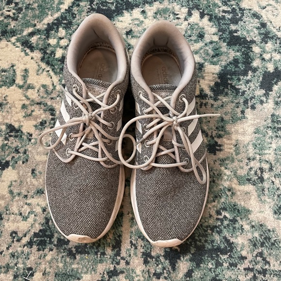 Adidas Trainers - Picture 2 of 4